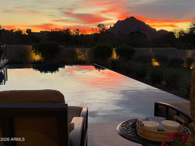 6109 N PALO CRISTI Road, Paradise Valley, AZ 85253