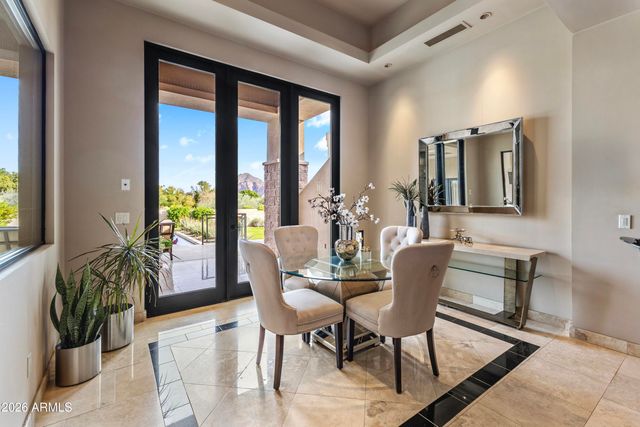 6109 N PALO CRISTI Road, Paradise Valley, AZ 85253