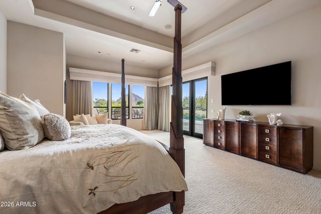 6109 N PALO CRISTI Road, Paradise Valley, AZ 85253