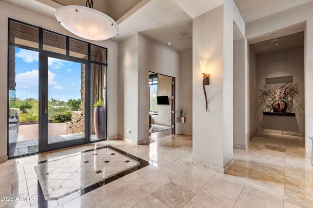 6109 N PALO CRISTI Road, Paradise Valley, AZ 85253