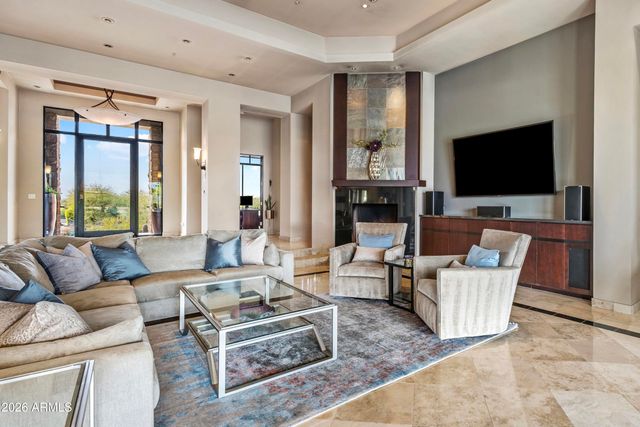 6109 N PALO CRISTI Road, Paradise Valley, AZ 85253