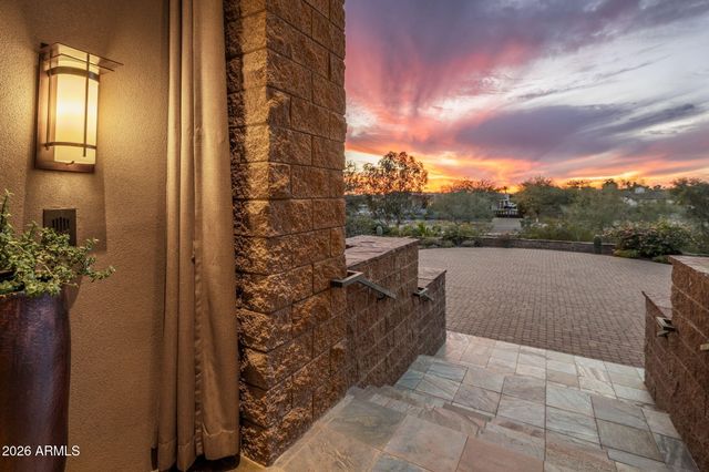 6109 N PALO CRISTI Road, Paradise Valley, AZ 85253