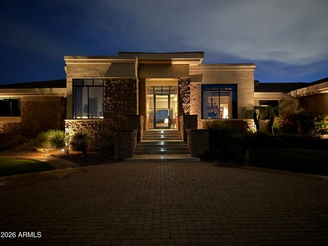 6109 N PALO CRISTI Road, Paradise Valley, AZ 85253