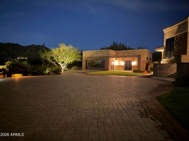 6109 N PALO CRISTI Road, Paradise Valley, AZ 85253