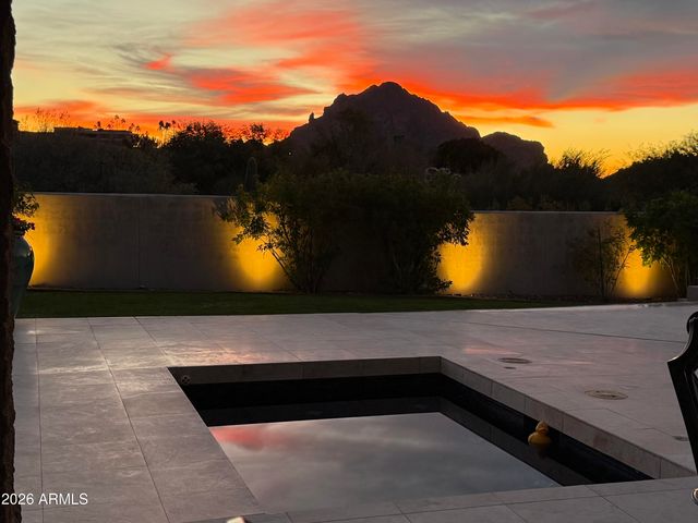 6109 N PALO CRISTI Road, Paradise Valley, AZ 85253