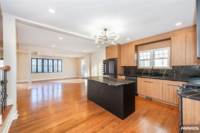 50 Grand Avenue, Ridgefield Park, NJ 07660