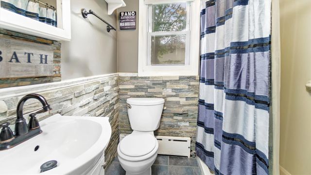 27 Lidge Drive, Farmingville, NY 11738