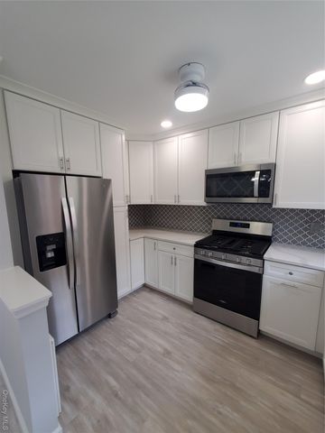 1879 Crompond Road A-21, Peekskill, NY 10566