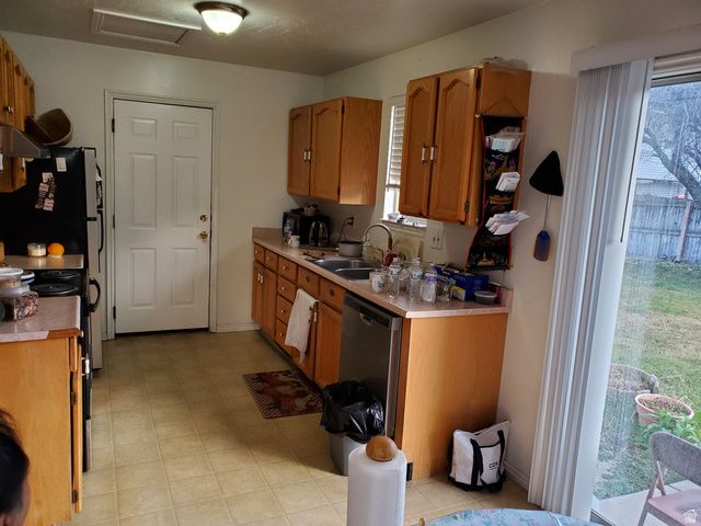 5043 W TICKLEGRASS RD, West Jordan, UT 84081