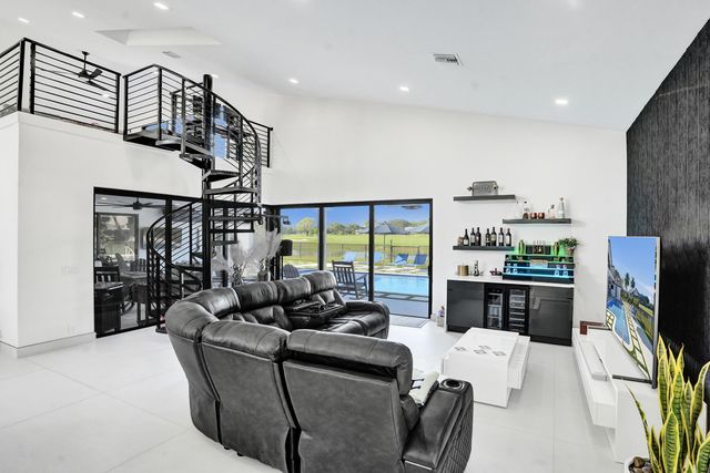 10818 River Glenn Drive, Boca Raton, FL 33428
