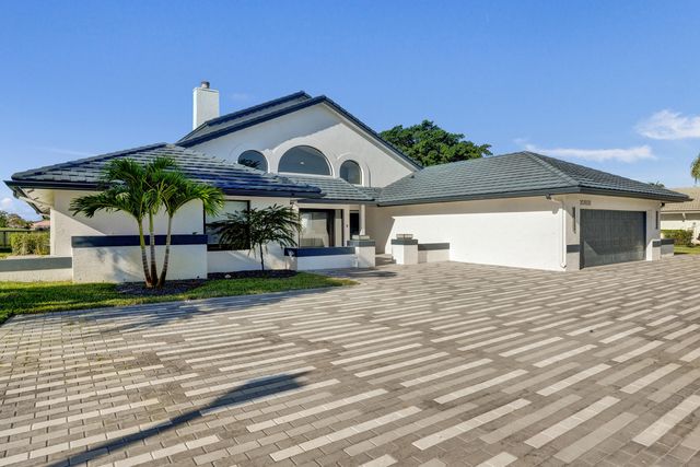 10818 River Glenn Drive, Boca Raton, FL 33428
