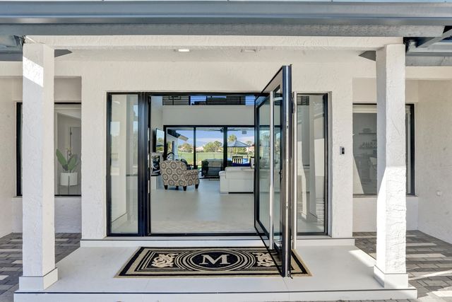 10818 River Glenn Drive, Boca Raton, FL 33428