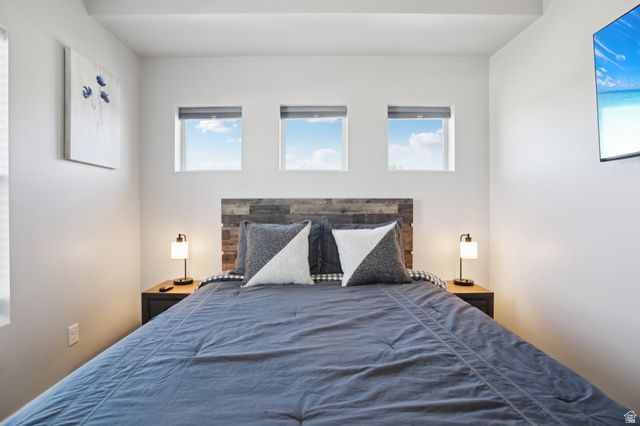 4268 S STEELE CREEK CT, Millcreek, UT 84107