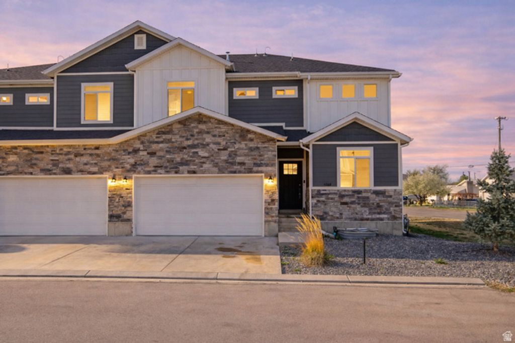 4268 S STEELE CREEK CT, Millcreek, UT 84107