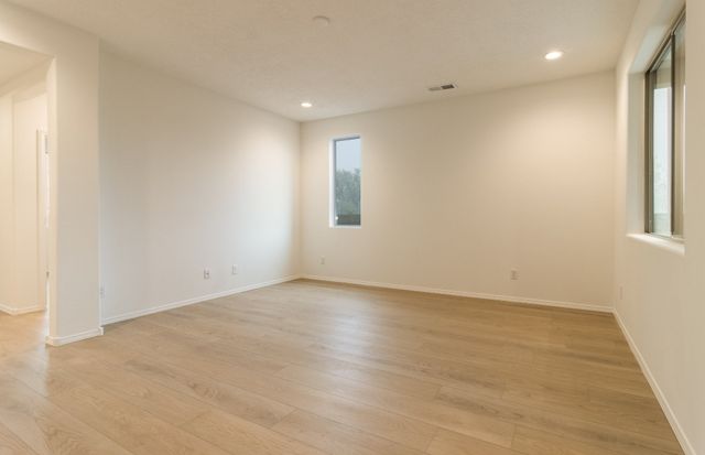 131 Prudencio Street, Santa Fe, NM 87505