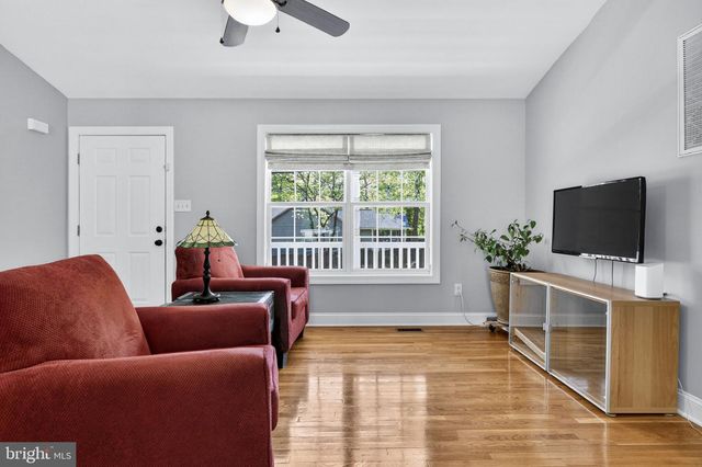 949 WILD ROSE LN, Harpers Ferry, WV 25425
