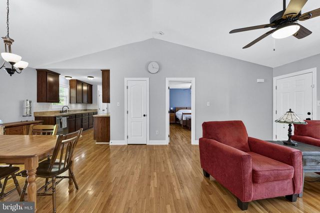 949 WILD ROSE LN, Harpers Ferry, WV 25425