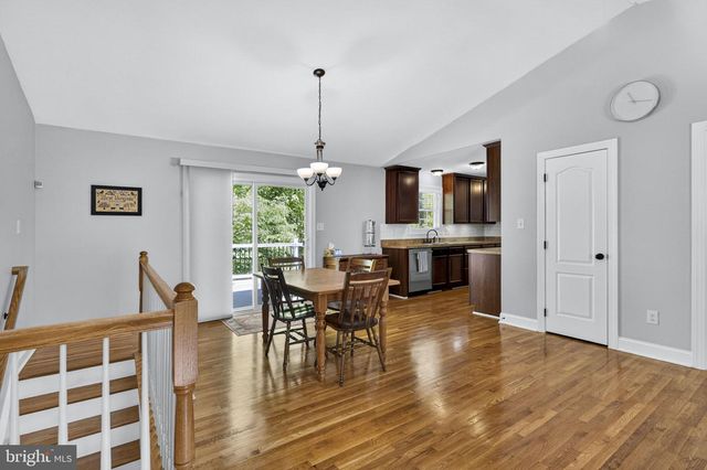 949 WILD ROSE LN, Harpers Ferry, WV 25425