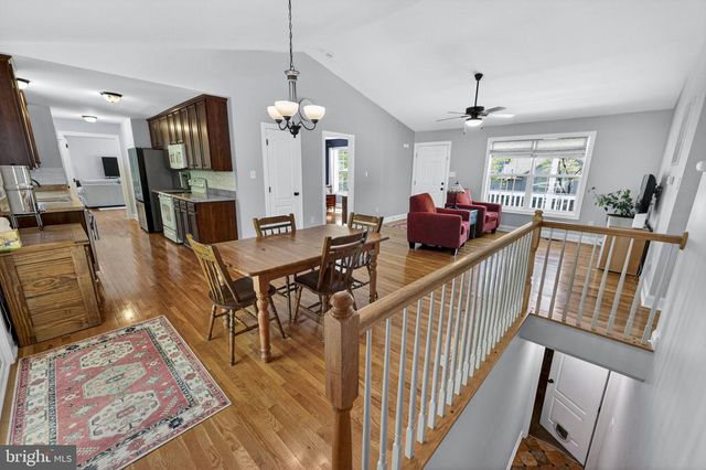 949 WILD ROSE LN, Harpers Ferry, WV 25425