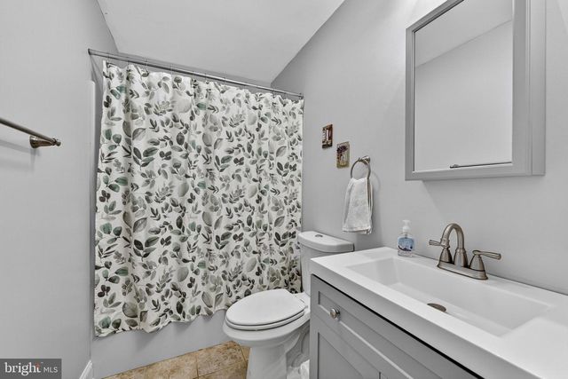 949 WILD ROSE LN, Harpers Ferry, WV 25425