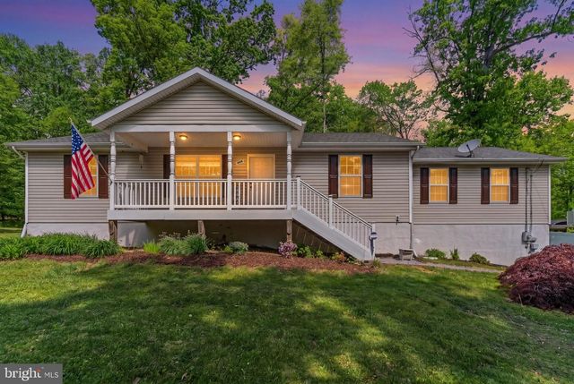 949 WILD ROSE LN, Harpers Ferry, WV 25425