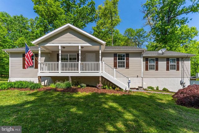 949 WILD ROSE LN, Harpers Ferry, WV 25425