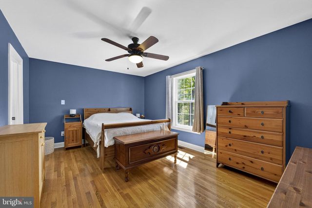949 WILD ROSE LN, Harpers Ferry, WV 25425