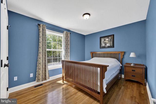 949 WILD ROSE LN, Harpers Ferry, WV 25425