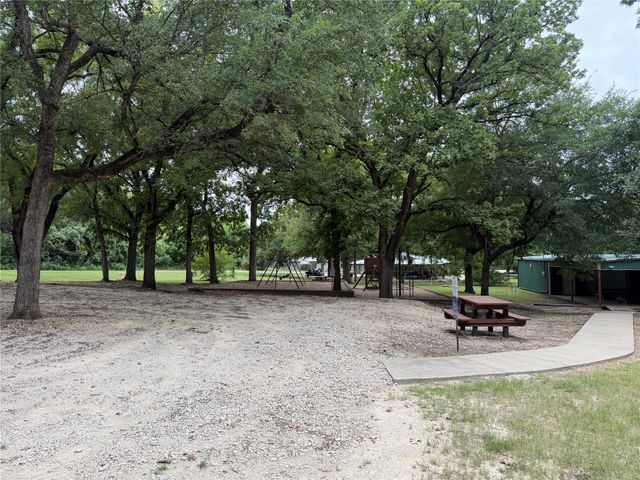 9700 Scenic View Court, Rio Vista, TX 76093