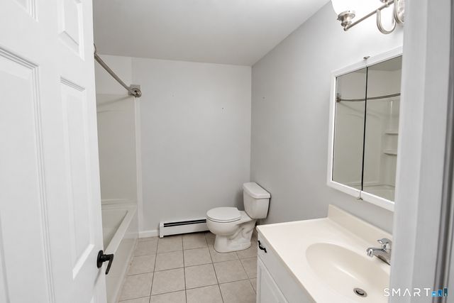 861 South Main Street 19, Southington, CT 06479