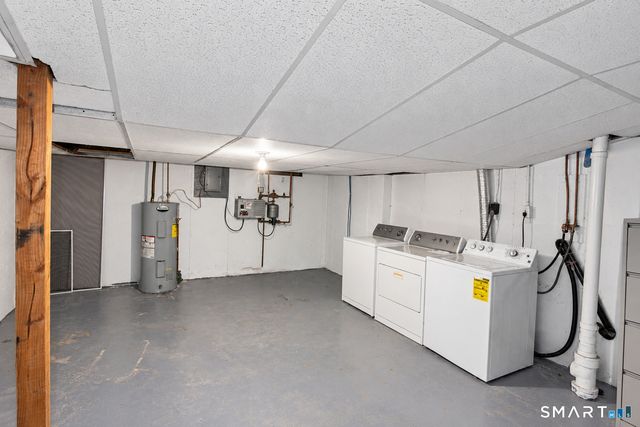 861 South Main Street 19, Southington, CT 06479