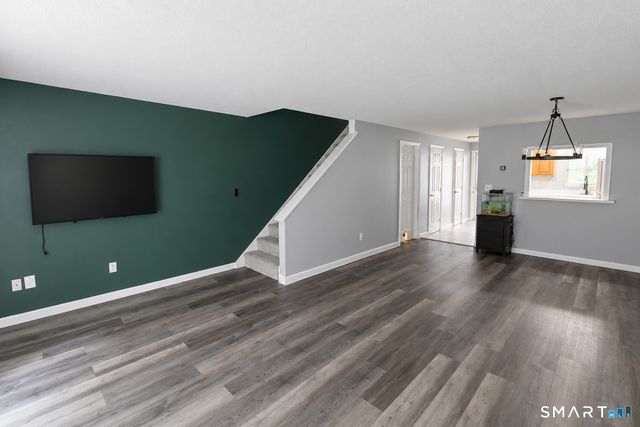 861 South Main Street 19, Southington, CT 06479