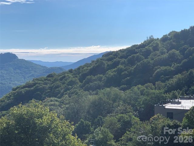 103 Sugar Ski Drive 323, Sugar Mountain, NC 28604