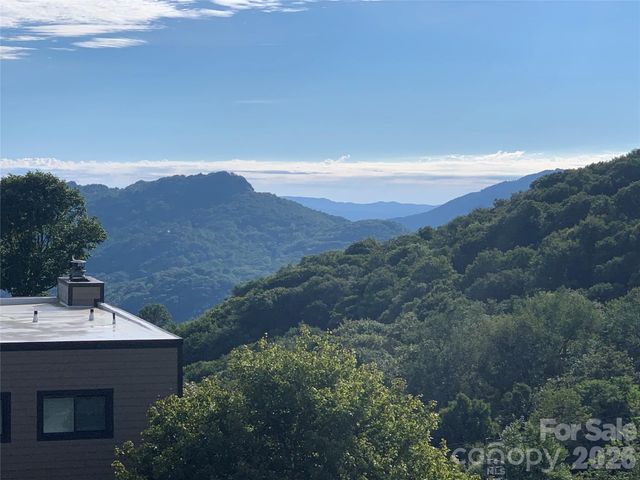 103 Sugar Ski Drive 323, Sugar Mountain, NC 28604