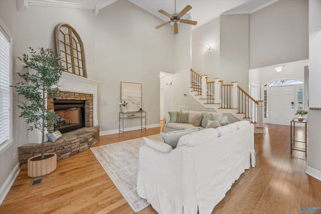 148 Bridge Arbor Lane, Huntsville, AL 35811