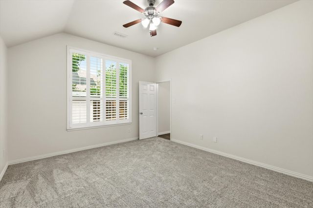 609 Darlington Trail, Fort Worth, TX 76131