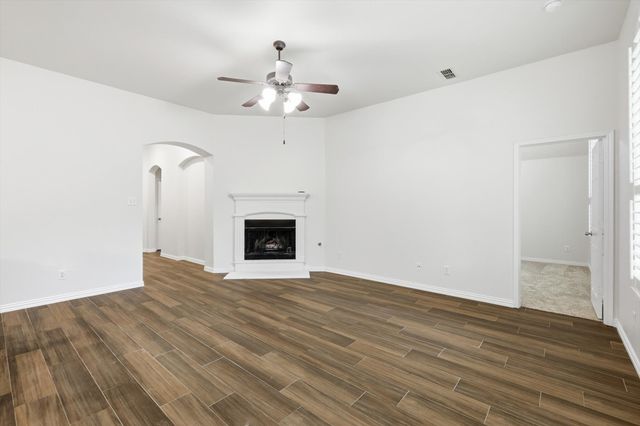 609 Darlington Trail, Fort Worth, TX 76131