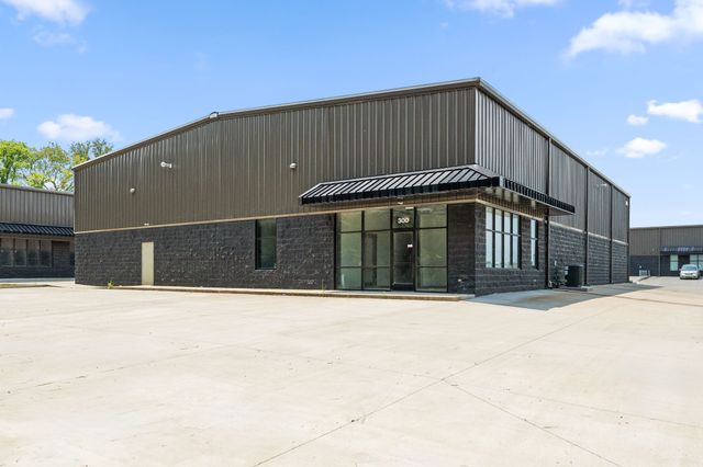 1170 Dunlop Ln, Clarksville, TN 37043