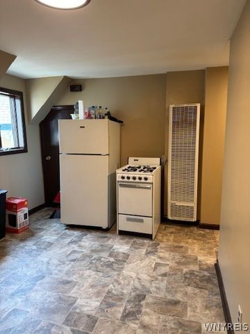 34 Princeton Place, Buffalo, NY 14210