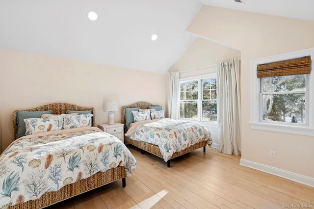 11 Bay View Drive, Hampton Bays, NY 11946