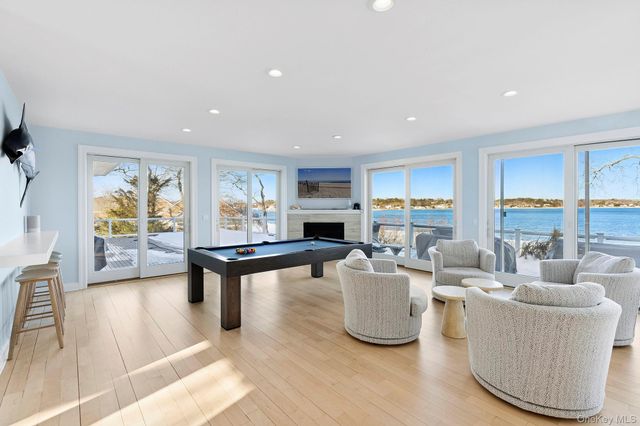 11 Bay View Drive, Hampton Bays, NY 11946