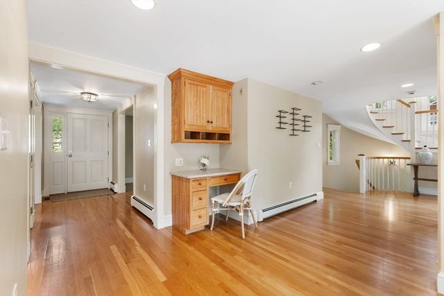 2380 Massachusetts Ave, Lexington, MA 02421