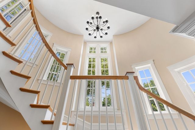 2380 Massachusetts Ave, Lexington, MA 02421