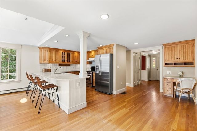 2380 Massachusetts Ave, Lexington, MA 02421