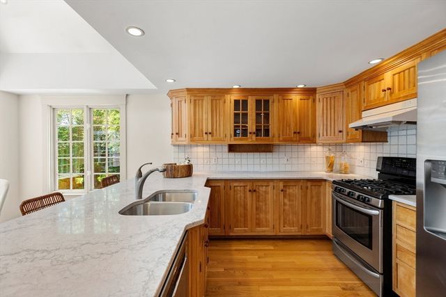 2380 Massachusetts Ave, Lexington, MA 02421