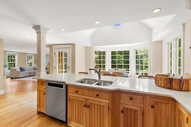 2380 Massachusetts Ave, Lexington, MA 02421