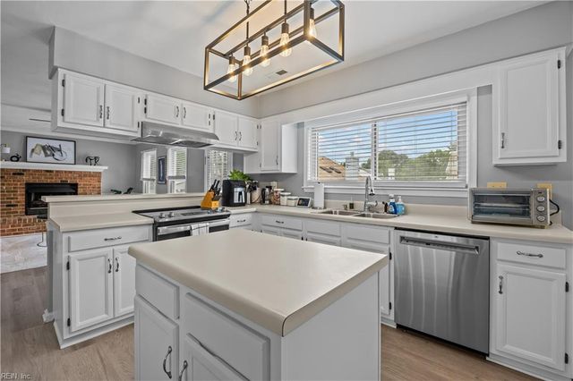 4417 Clevhamm CMN, Virginia Beach, VA 23456