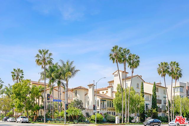 5935 Playa Vista Drive 303, Los Angeles, CA 90094
