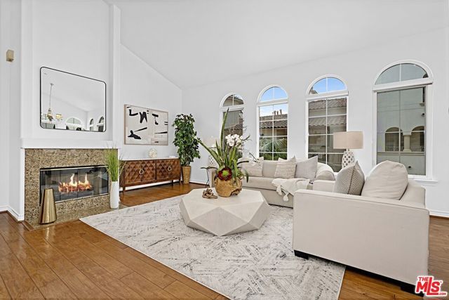 5935 Playa Vista Drive 303, Los Angeles, CA 90094