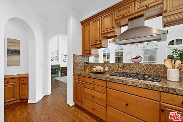 5935 Playa Vista Drive 303, Los Angeles, CA 90094